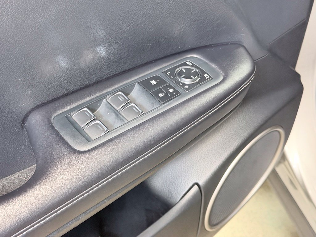 Used 2020 Lexus RX 350L Premium w/ Premium Package AWD/4WD image 10