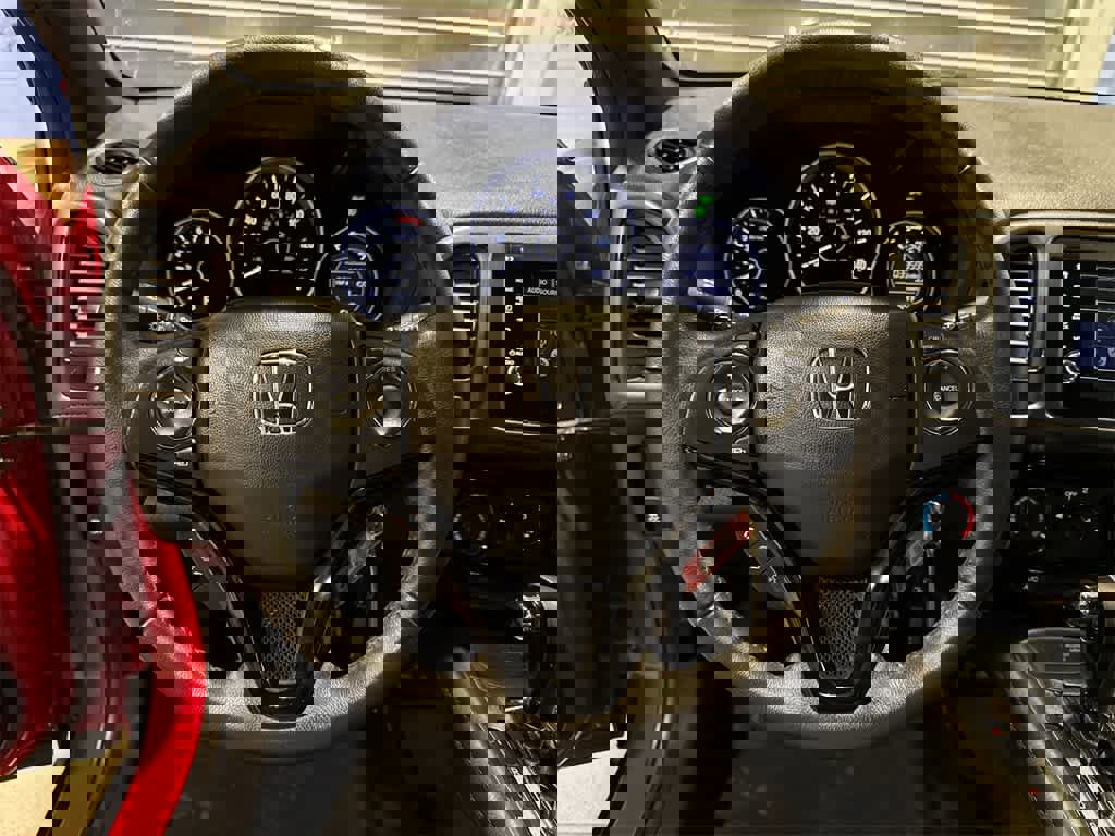 Used 2020 Honda HR-V Sport image 18