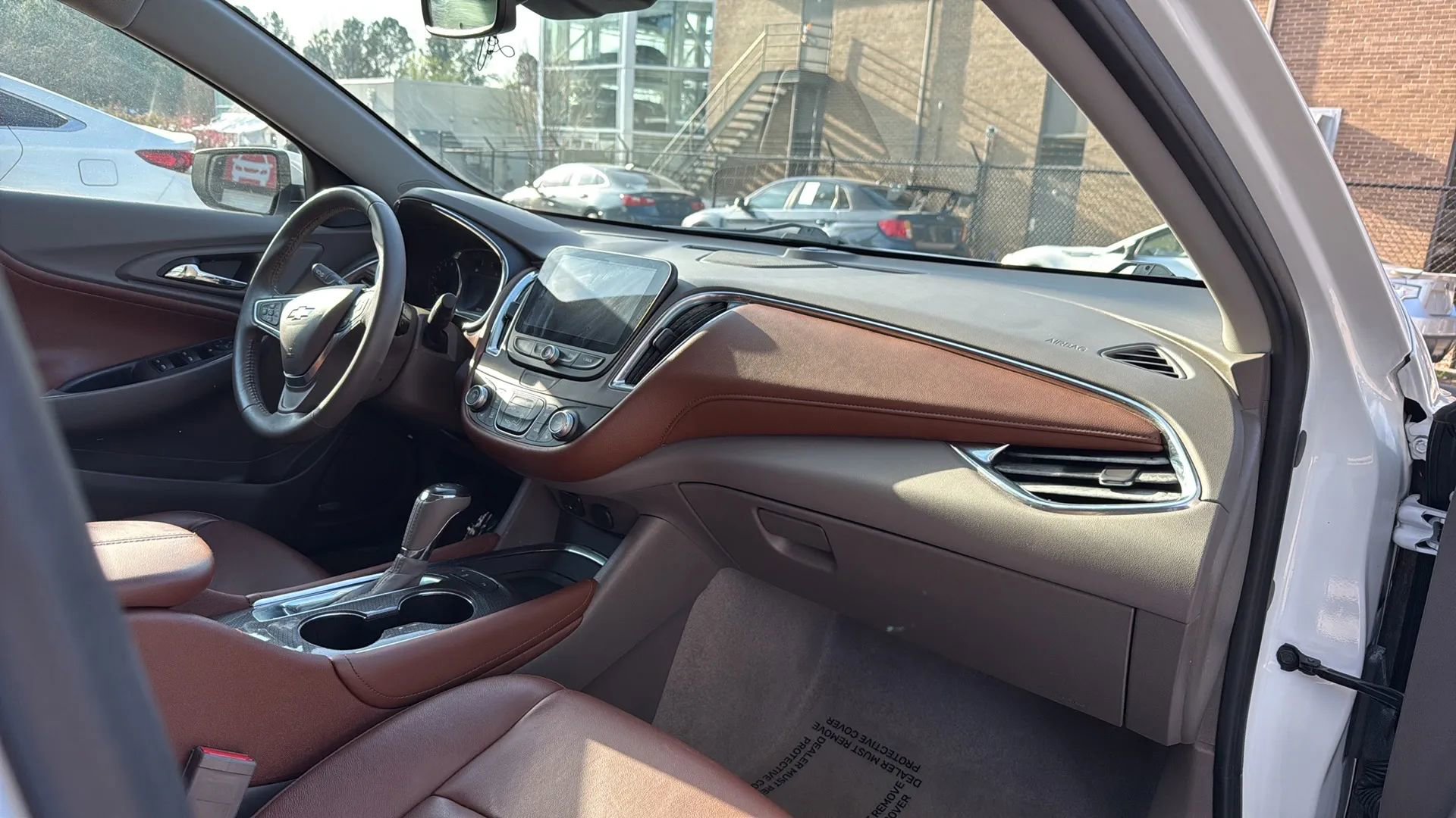 Used 2017 Chevrolet Malibu LT w/ Leather Package image 22