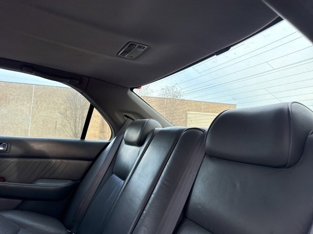 Used 2000 Acura RL image 40