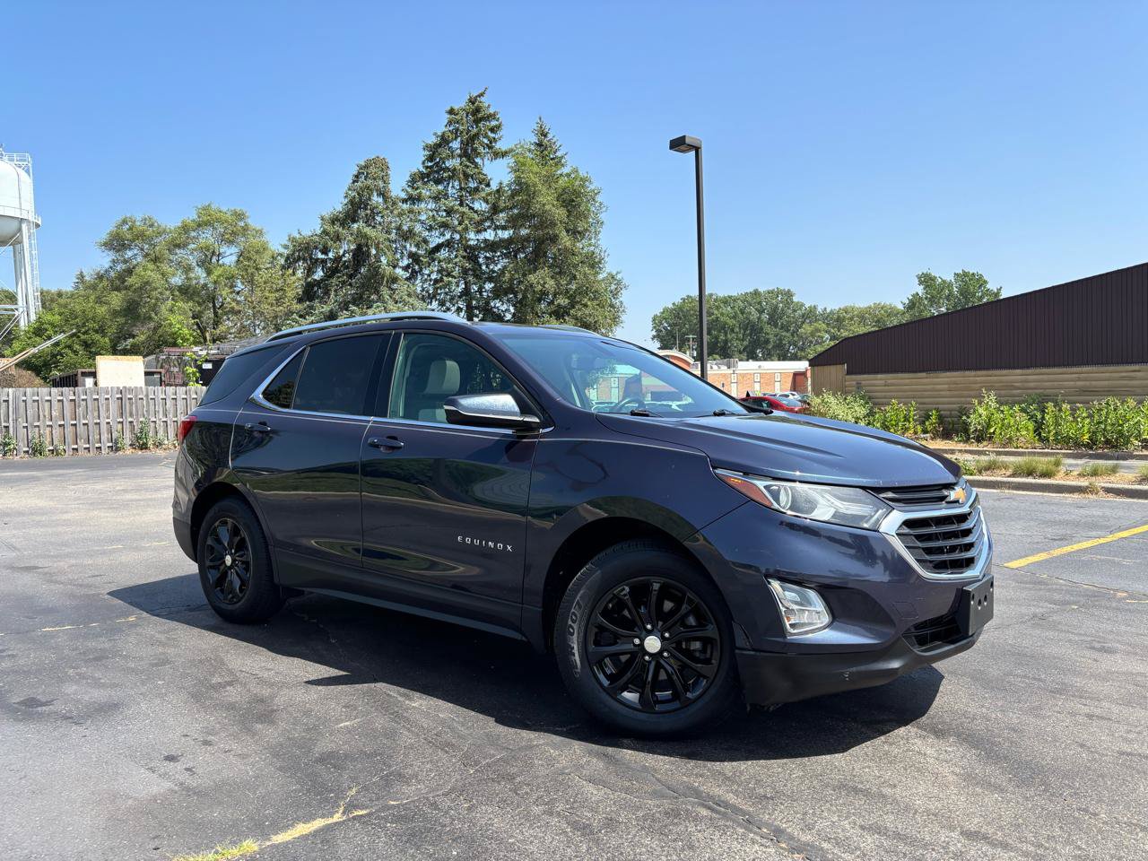 Used 2018 Chevrolet Equinox LT w/ Sun & Infotainment Package FWD image 11