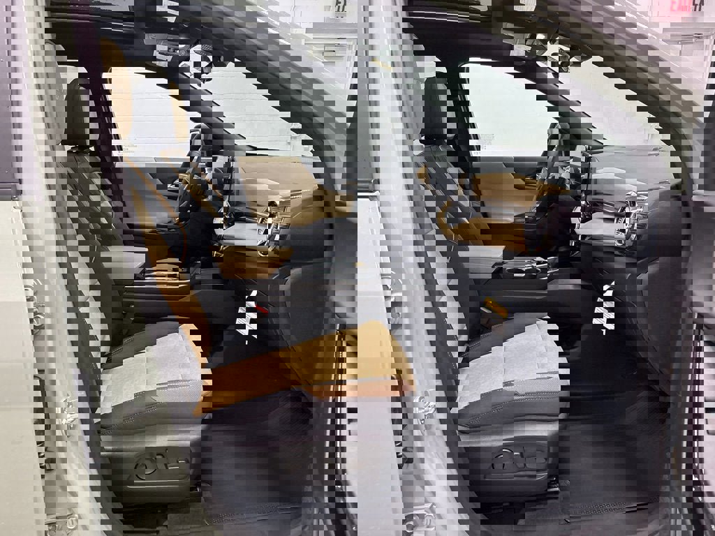 New 2026 Chevrolet Equinox ACTIV w/ Convenience Package III image 33