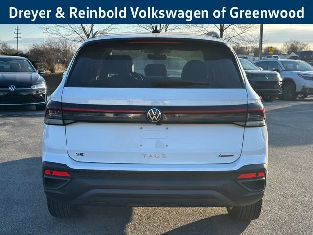 New 2026 Volkswagen Taos SE image 6