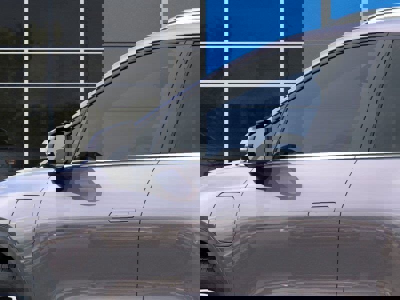 New 2026 Chevrolet Equinox EV LT image 12