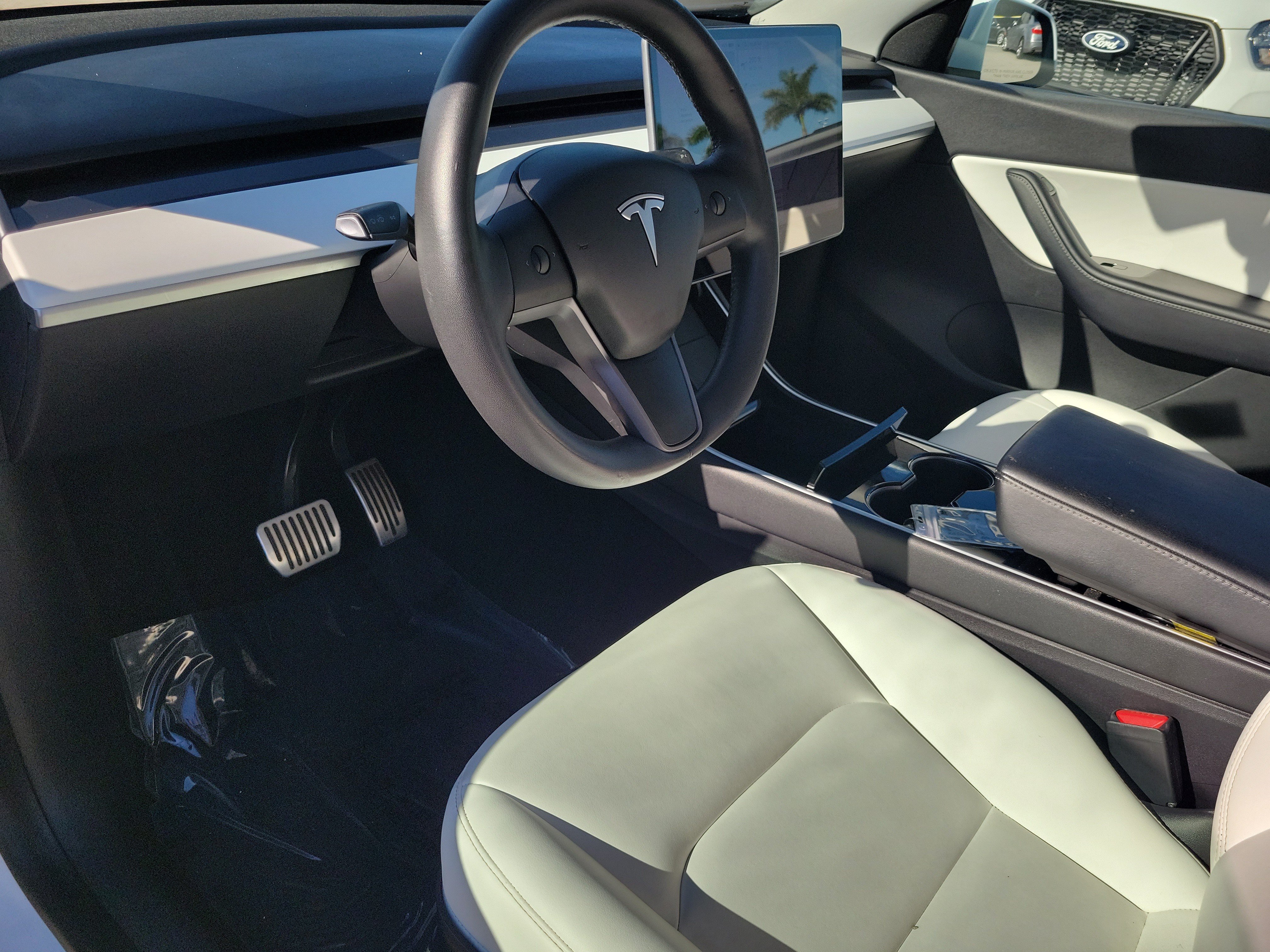 Used 2021 Tesla Model Y Long Range AWD/4WD image 7