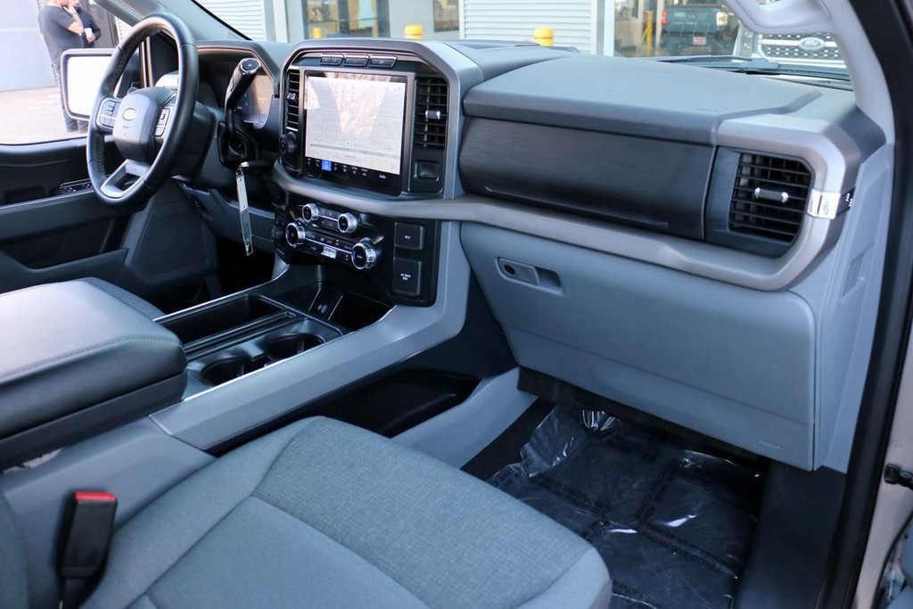 Used 2024 Ford F150 XLT w/ Mobile Office Package image 32