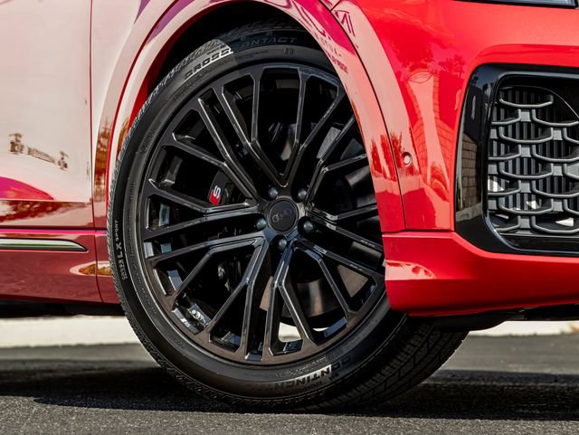 New 2026 Audi SQ8 Prestige AWD/4WD image 13