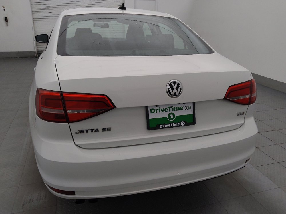 Used 2015 Volkswagen Jetta SE FWD image 6