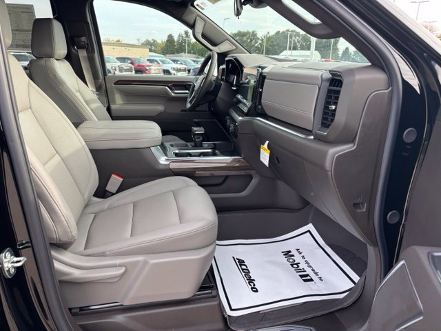 New 2026 Chevrolet Silverado 1500 LT w/ All Star Edition Plus AWD/4WD image 22