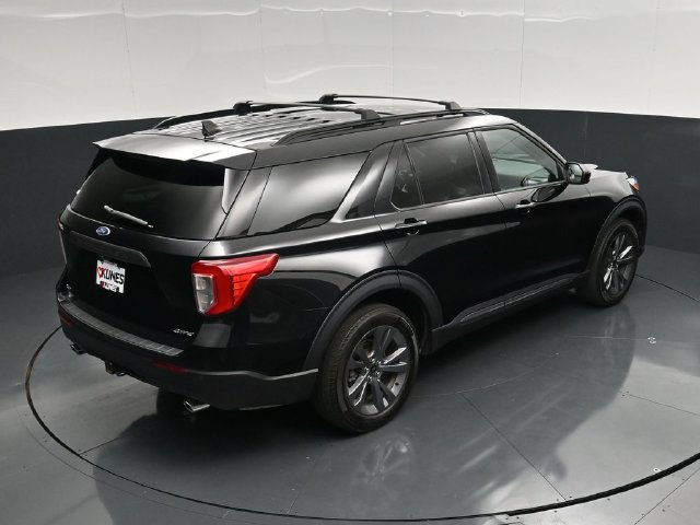 Used 2023 Ford Explorer XLT w/ XLT Sport Appearance Package AWD/4WD image 47