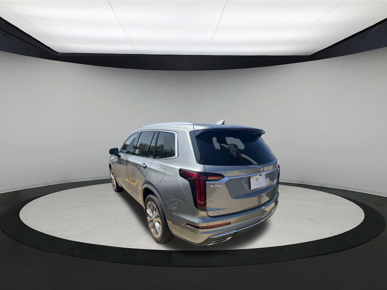 Used 2024 Cadillac XT6 Premium Luxury w/ LPO, Floor Liner Package AWD/4WD image 7