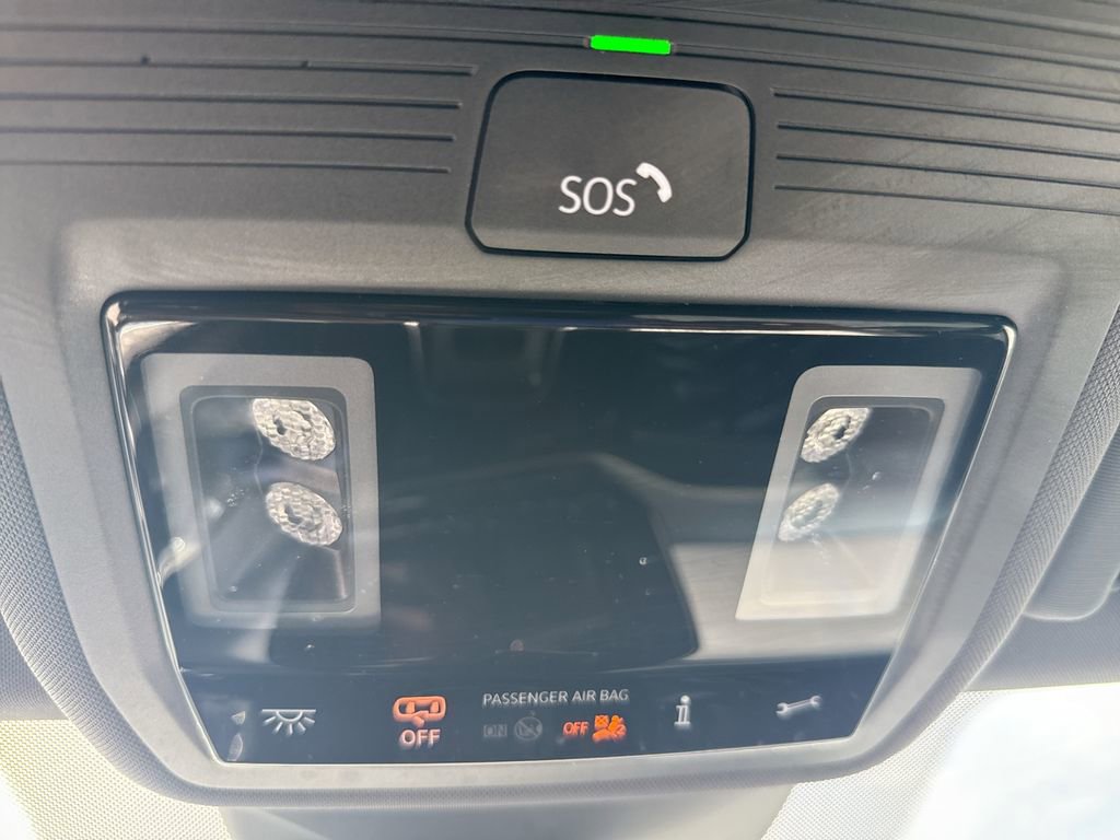 Used 2023 Volkswagen ID.4 2WD image 21
