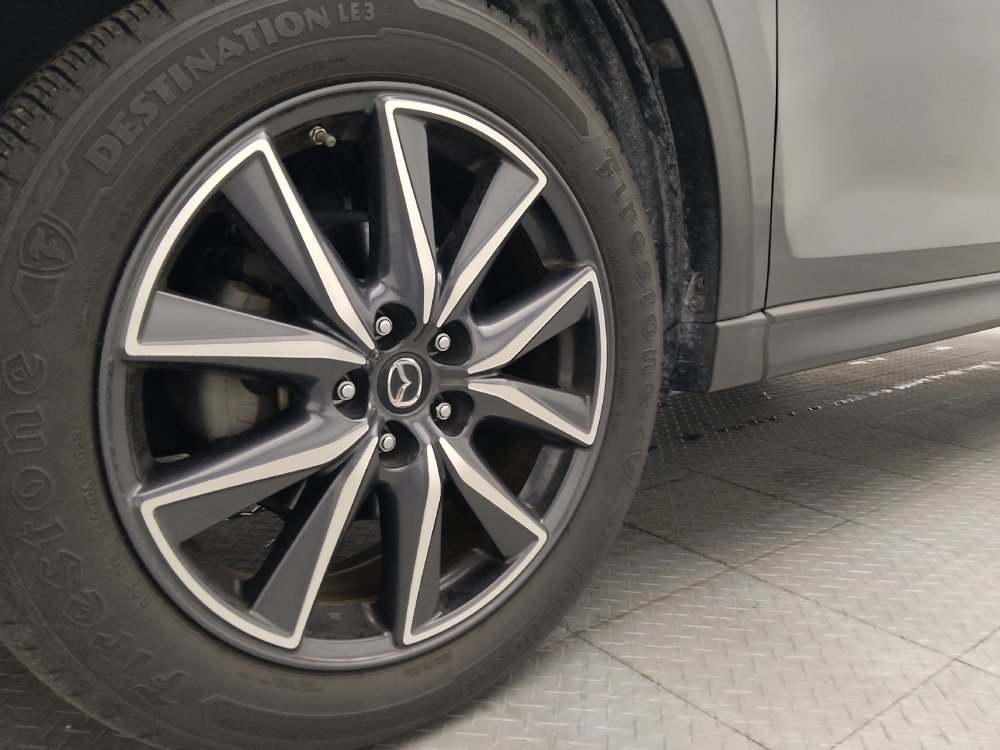 Used 2018 MAZDA CX-5 Touring w/ Preferred Equipment Package FWD image 31