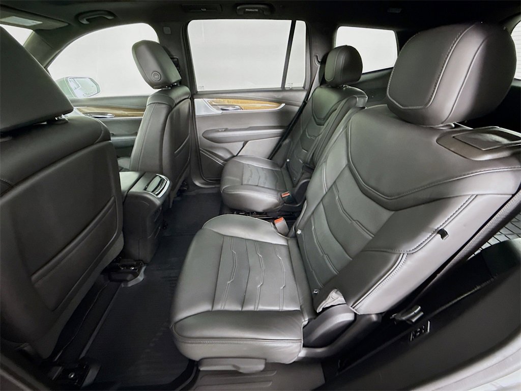 Used 2020 Cadillac XT6 Premium Luxury w/ Platinum Package image 26