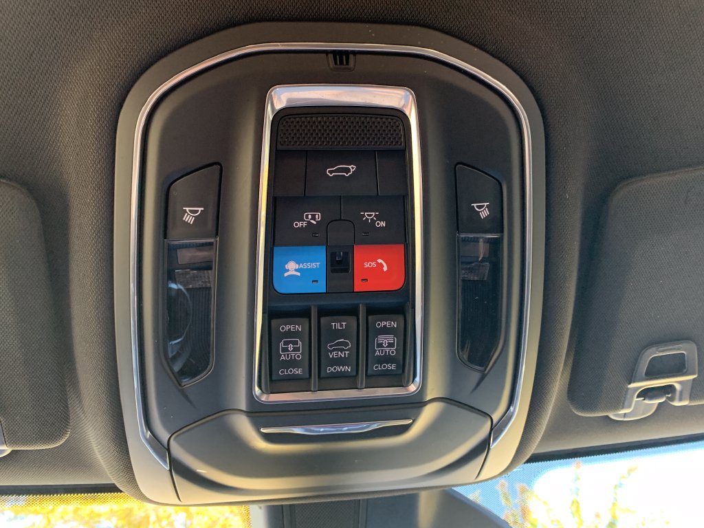 Used 2025 Jeep Grand Cherokee L Limited w/ Luxury Tech Group II RWD image 24