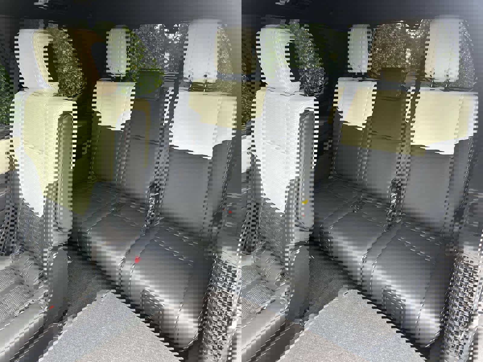 Used 2025 Toyota Sequoia Capstone image 32