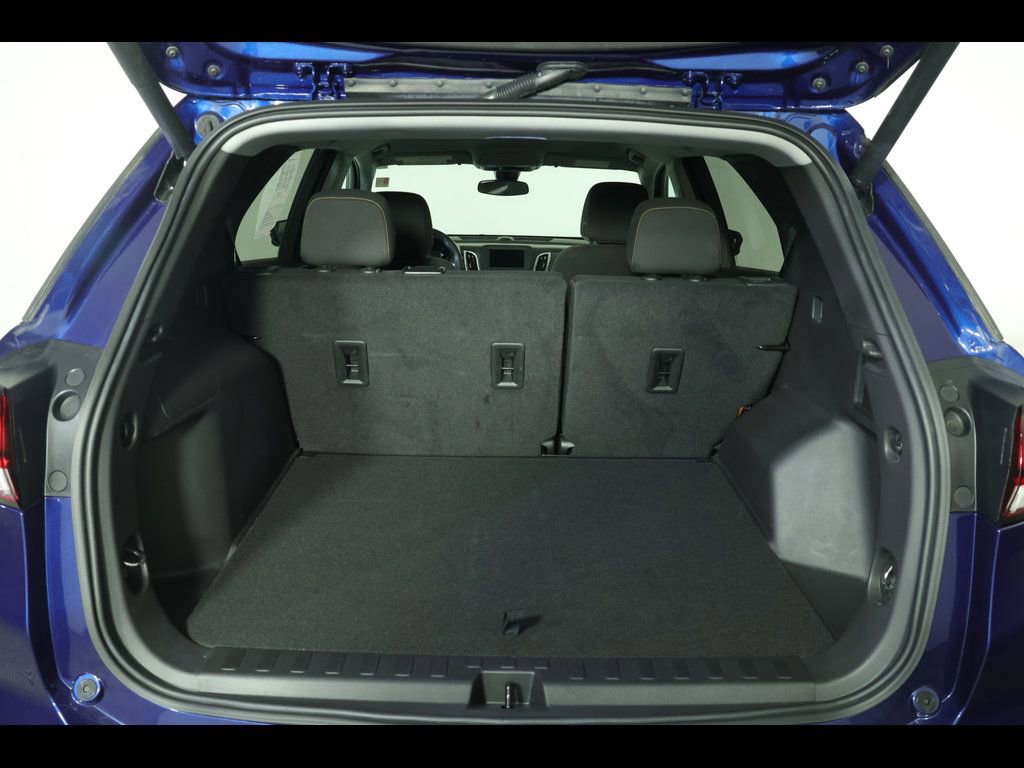 Used 2023 Chevrolet Equinox LT image 11