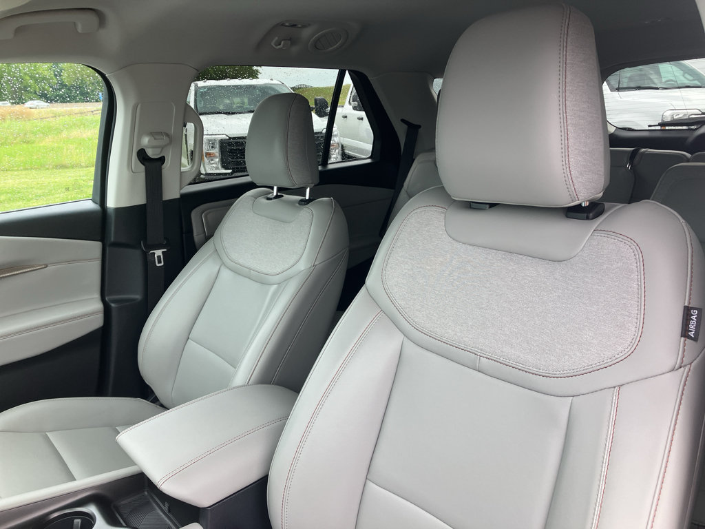 Certified 2025 Ford Explorer Active w/ Active Comfort Package RWD image 21