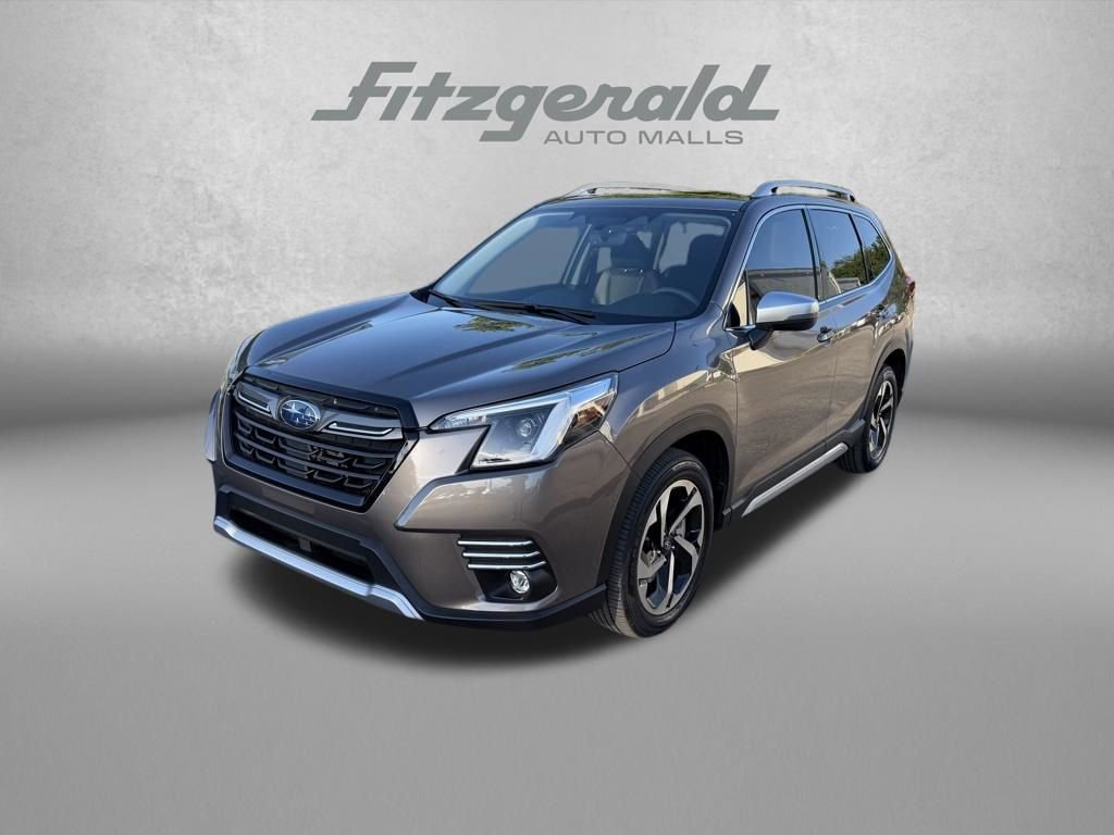 Used 2024 Subaru Forester Touring w/ POP Package 3 AWD/4WD video 3