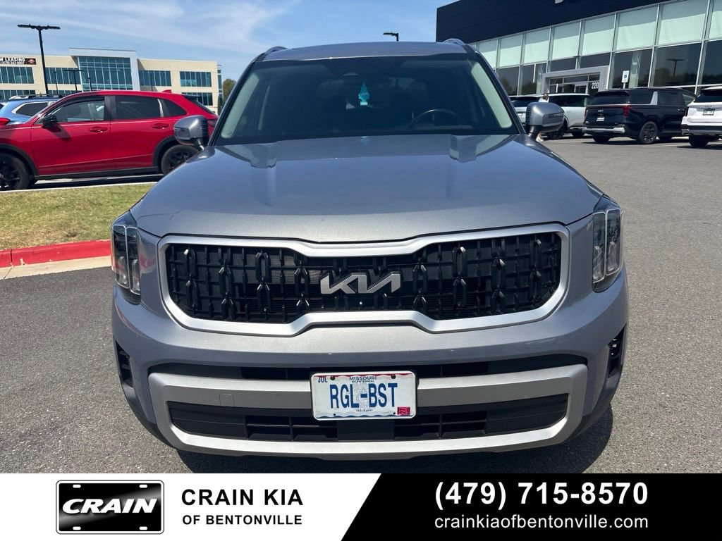 Certified 2023 Kia Telluride EX w/ EX Captain's Chair Package AWD/4WD image 7