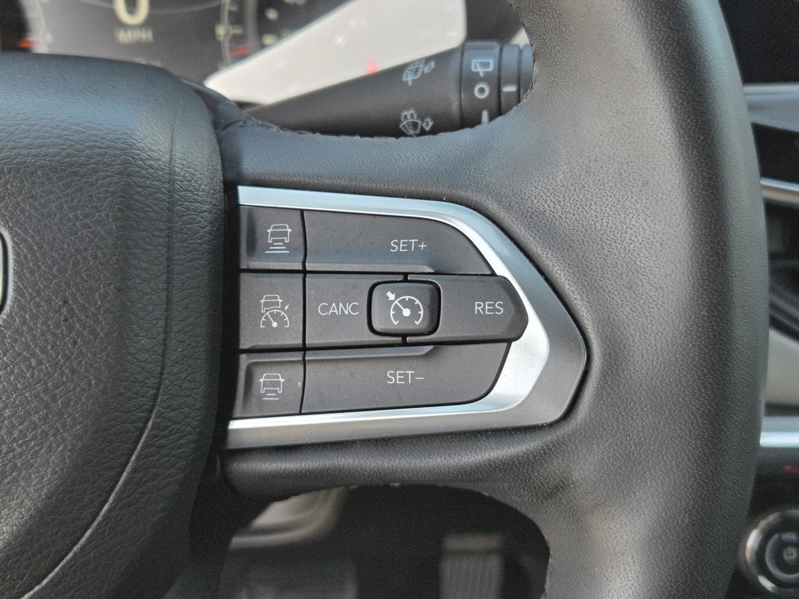 Used 2023 Jeep Compass Limited AWD/4WD image 19