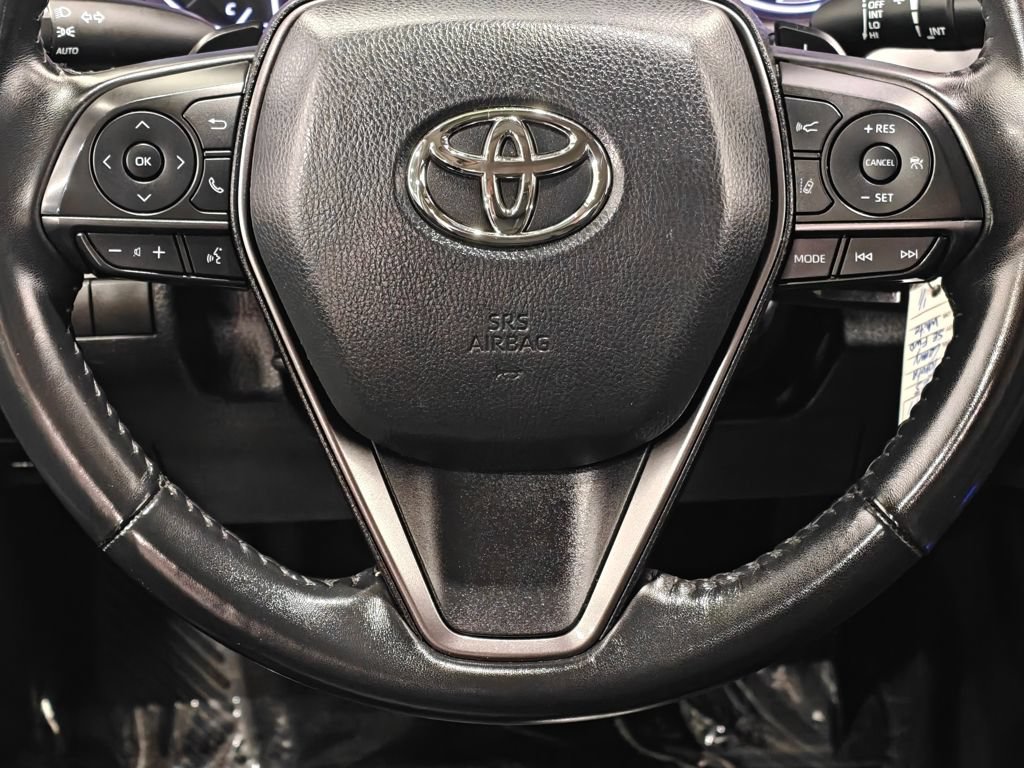 Used 2023 Toyota Camry SE FWD image 5