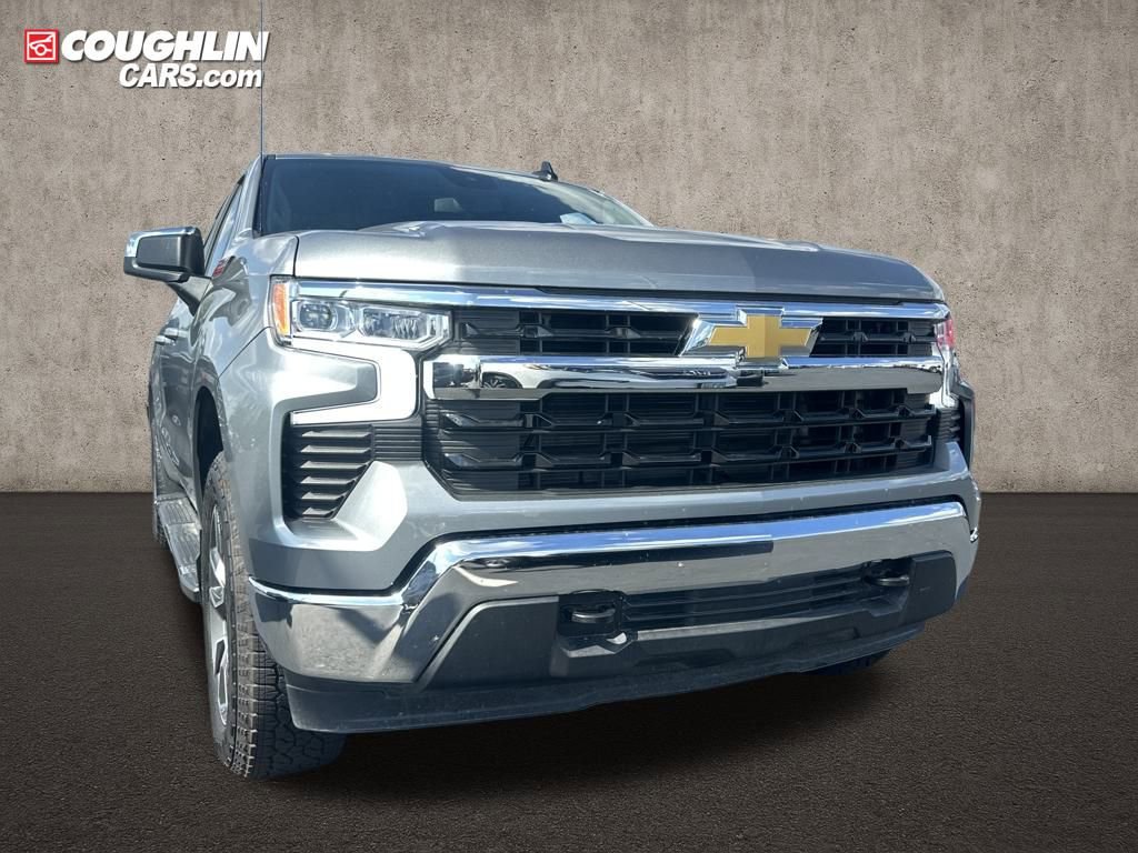 New 2025 Chevrolet Silverado 1500 LT image 2