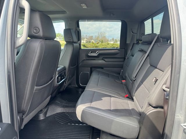 Used 2024 Chevrolet Silverado 2500 LTZ w/ LTZ Convenience Package AWD/4WD image 16