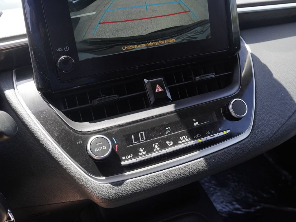 Used 2023 Toyota Corolla LE FWD image 15