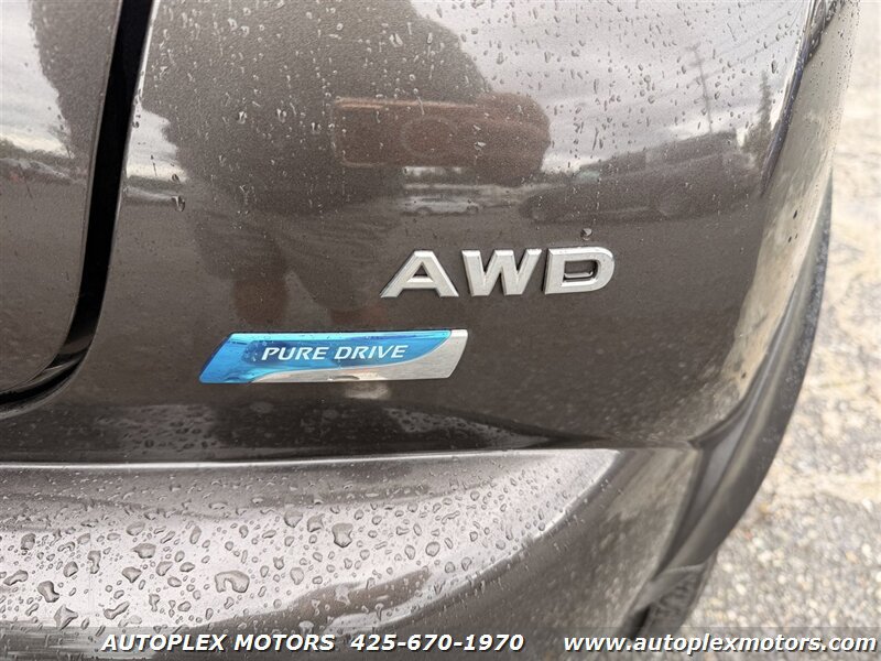 Used 2013 Nissan Juke S AWD/4WD image 9
