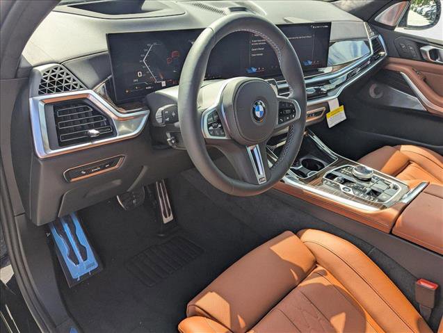 New 2026 BMW X7 M60i image 3