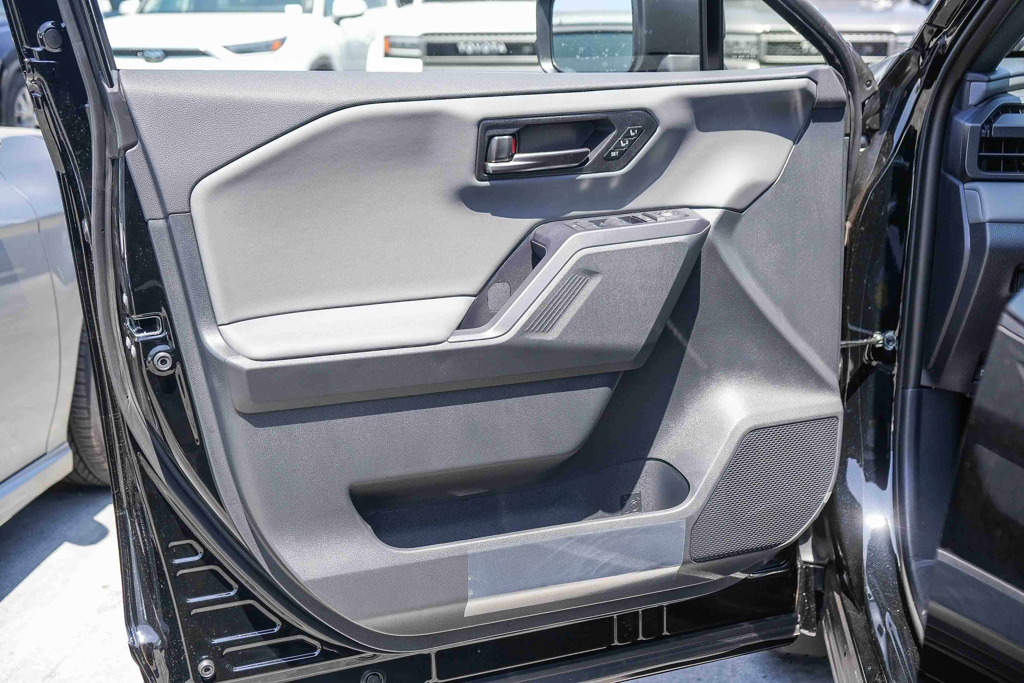 New 2026 Toyota RAV4 XSE AWD/4WD image 26