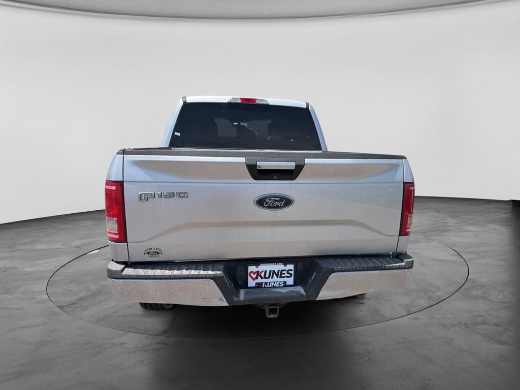 Used 2015 Ford F150 XLT w/ Equipment Group 301A Mid AWD/4WD image 8