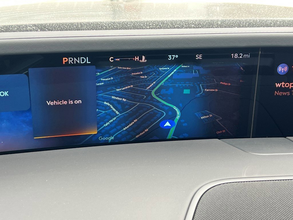 New 2026 Lincoln Nautilus Reserve AWD/4WD image 18