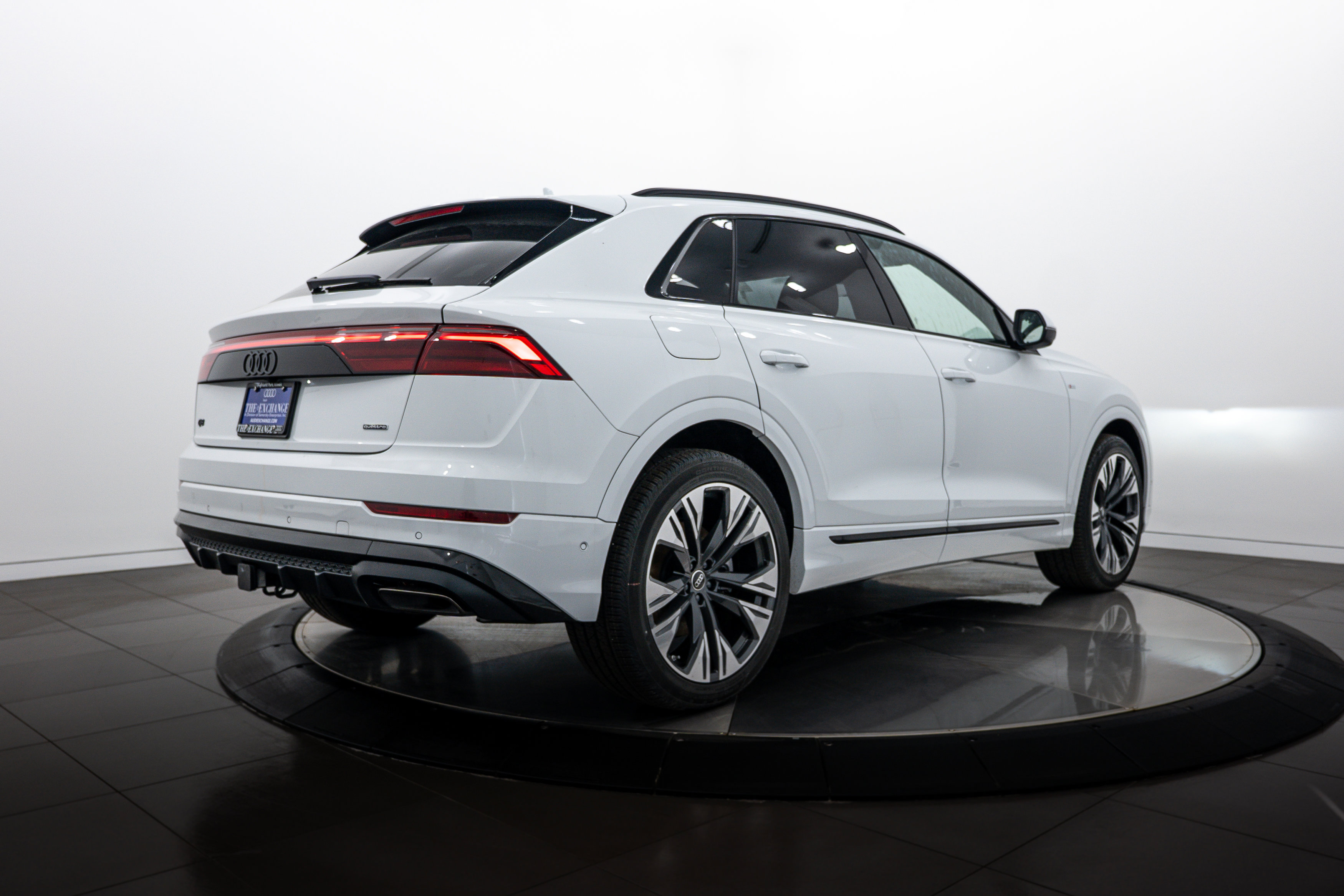 New 2026 Audi Q8 Premium Plus AWD/4WD image 4