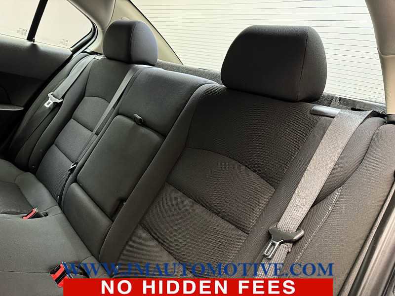 Used 2016 Chevrolet Cruze LT image 15
