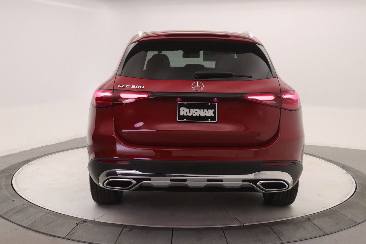 New 2026 Mercedes-Benz GLC 300 image 3