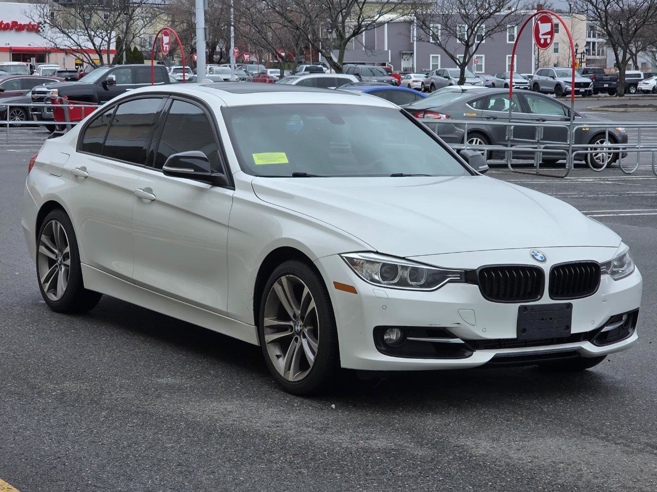 Used 2014 BMW 328i xDrive Sedan AWD/4WD image 3