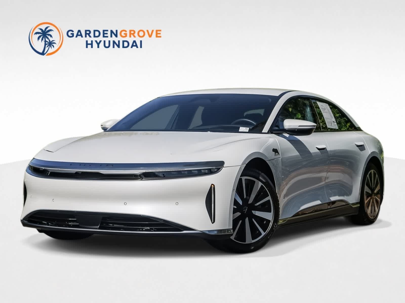 Used 2024 Lucid Air Pure RWD image 1