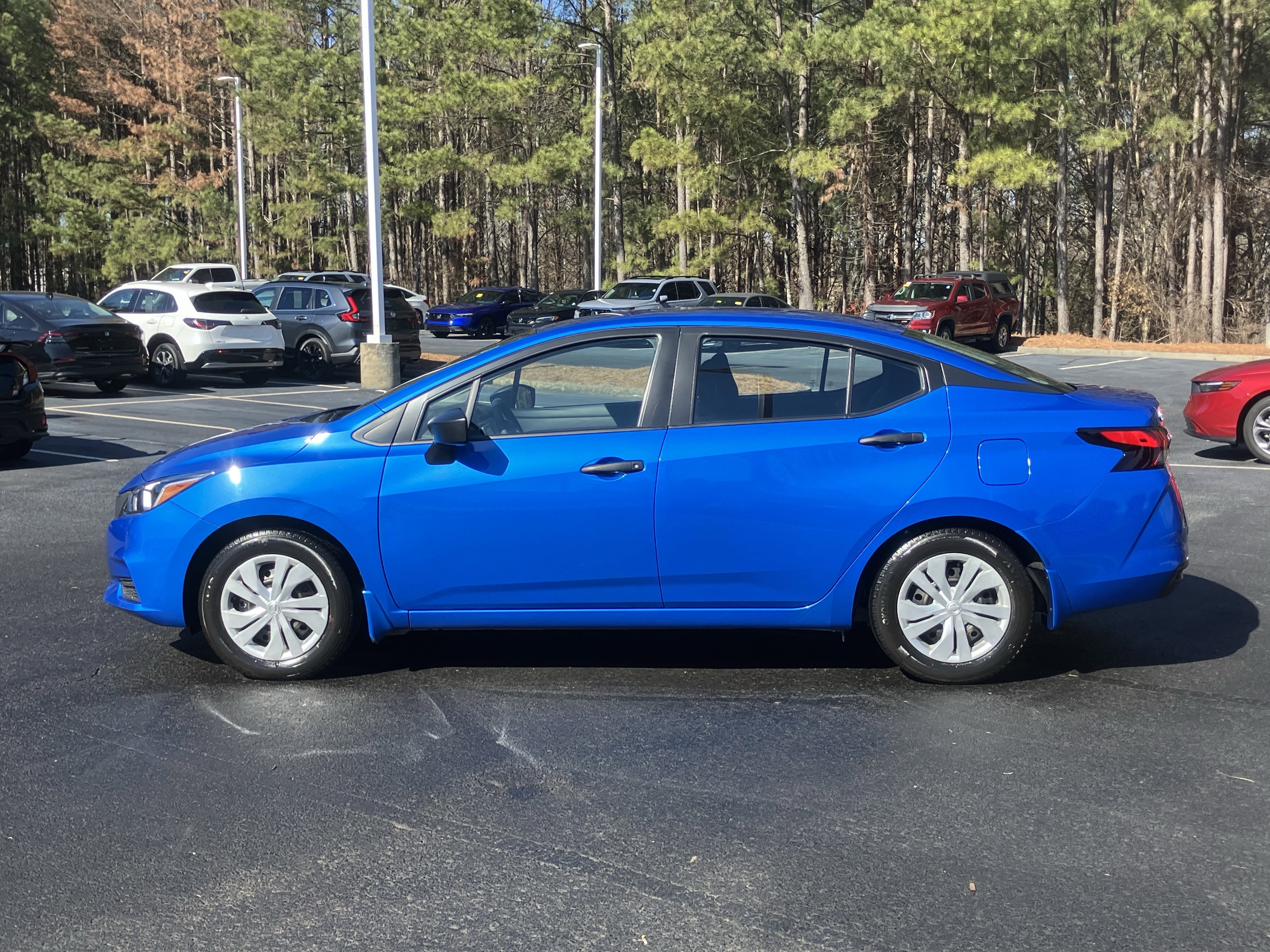 Used 2022 Nissan Versa S image 7