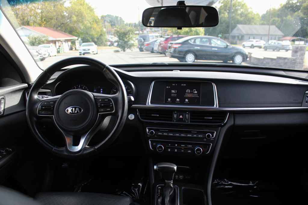 Used 2018 Kia Optima EX FWD image 32