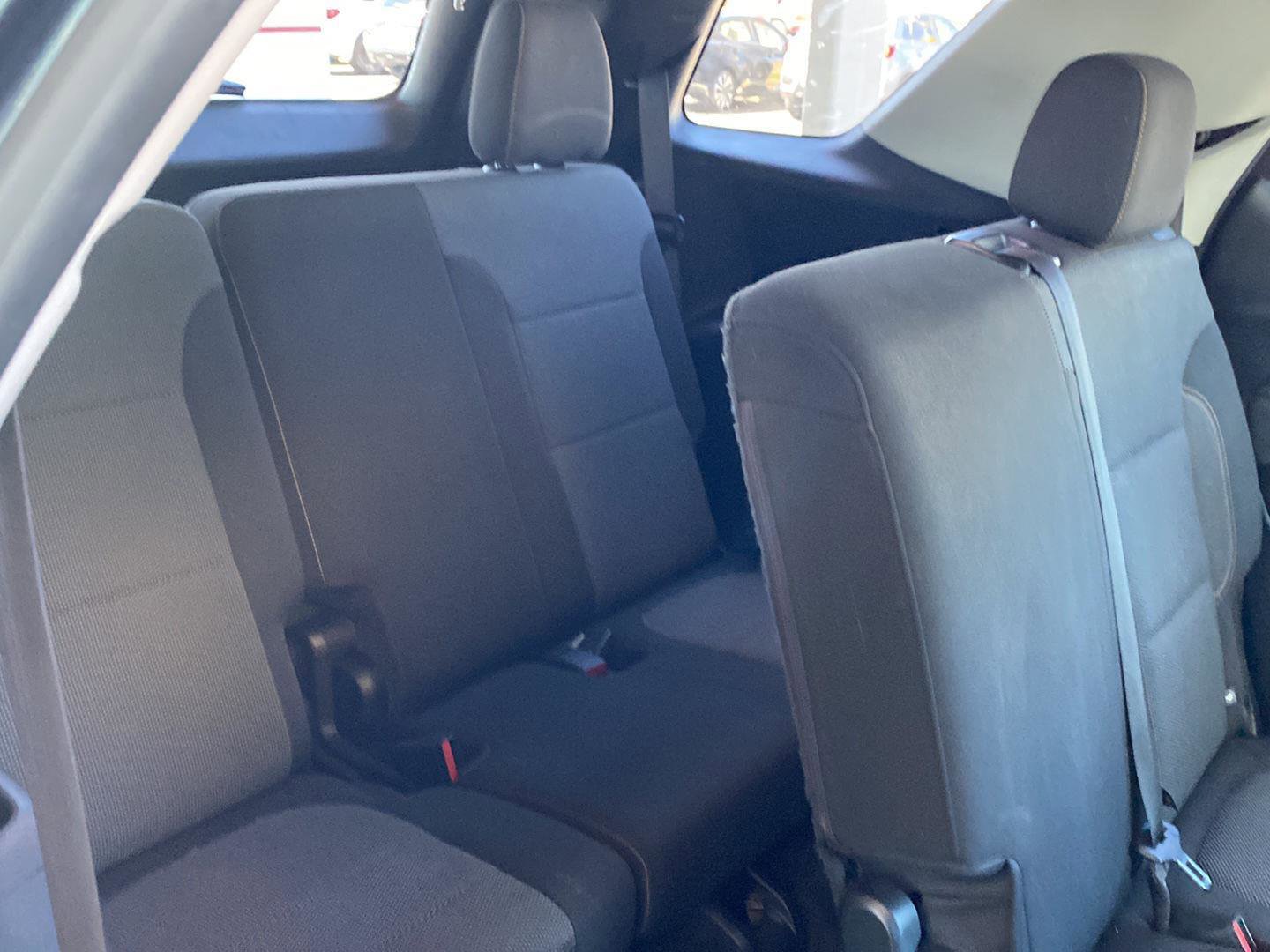 Used 2020 Chevrolet Traverse LS image 22