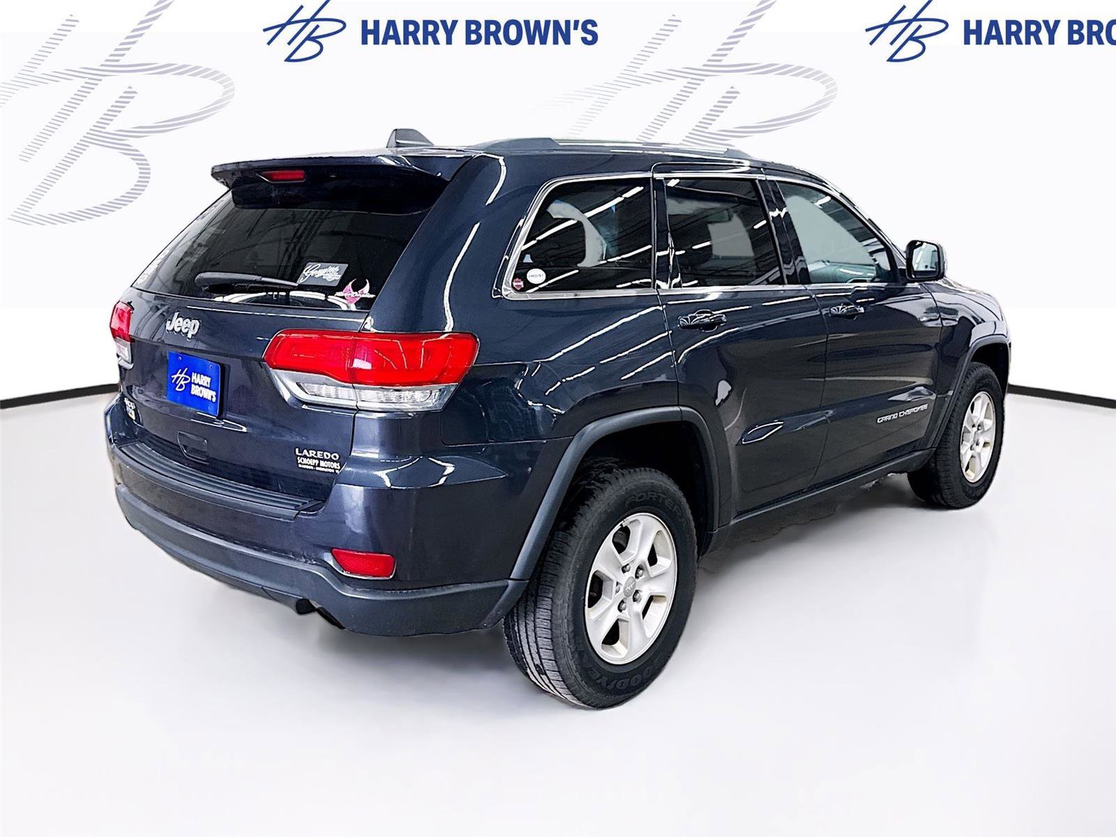 Used 2015 Jeep Grand Cherokee Laredo w/ All-Weather Capability Group AWD/4WD image 8