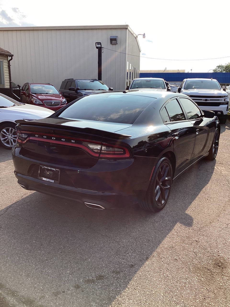 Used 2019 Dodge Charger SXT image 4