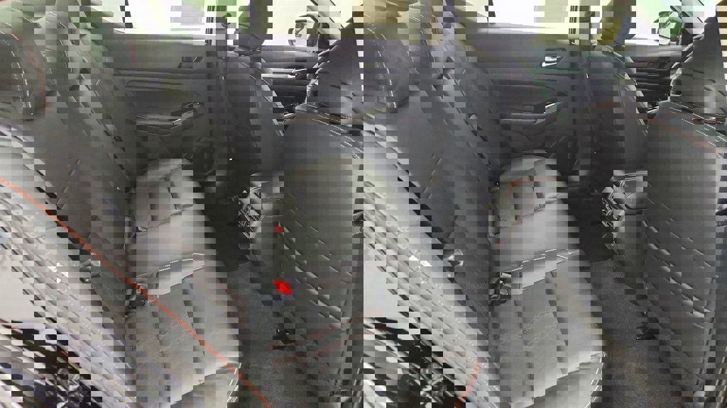 Used 2024 Nissan Altima 2.0 SR image 24