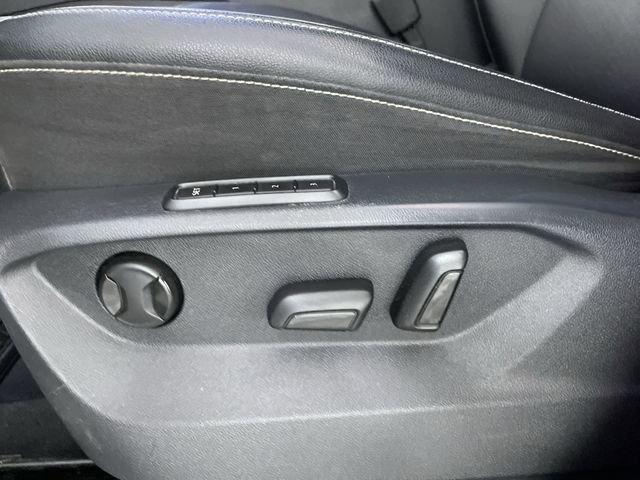 Used 2020 Volkswagen Atlas Cross Sport SEL R-Line image 35