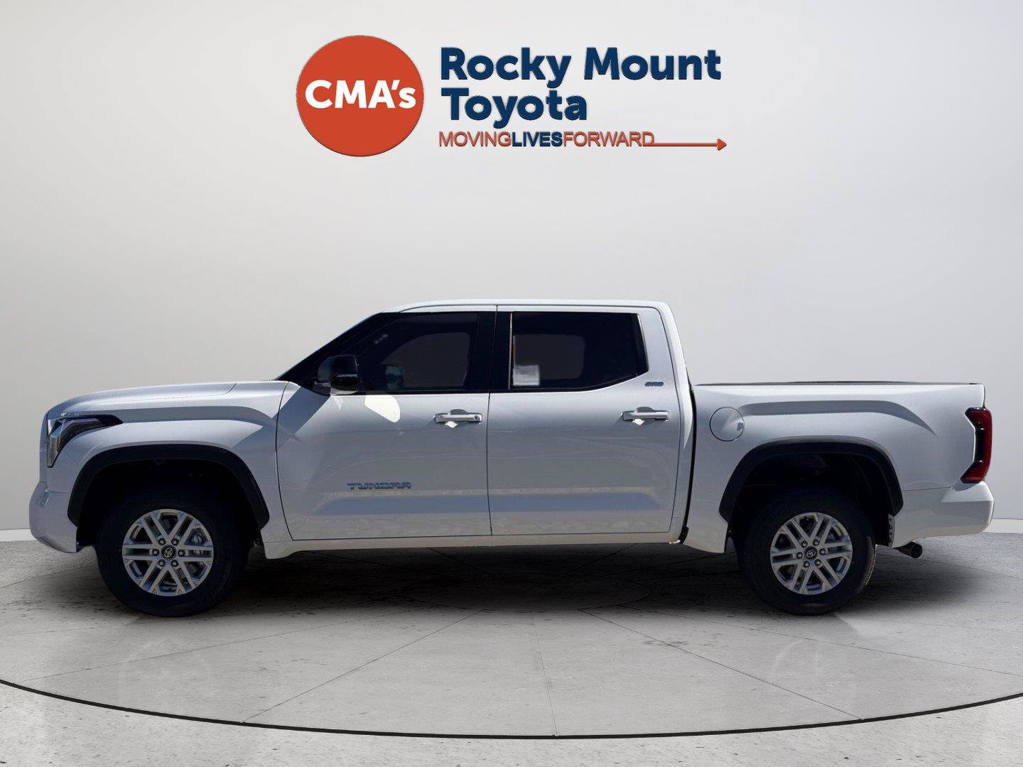 New 2026 Toyota Tundra SR5 w/ SR5 Premium Package RWD image 8