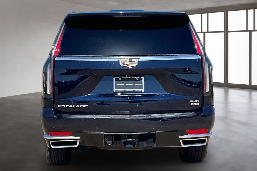 Used 2023 Cadillac Escalade ESV Premium Luxury AWD/4WD image 4