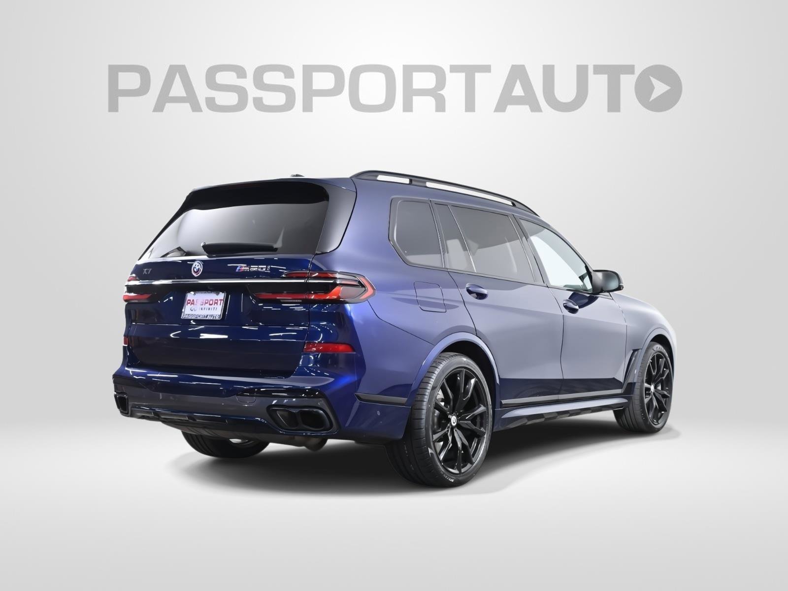 Used 2023 BMW X7 M60i w/ Executive Package AWD/4WD image 6