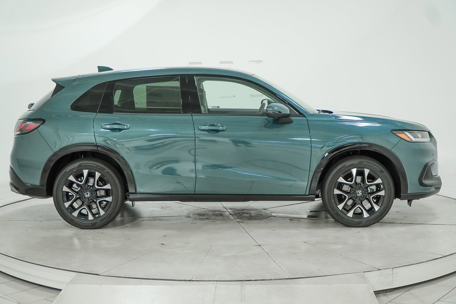 New 2026 Honda HR-V EX-L image 11